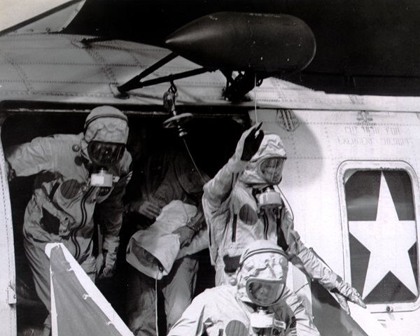 Apollo 11 astronauts in quarantine masks