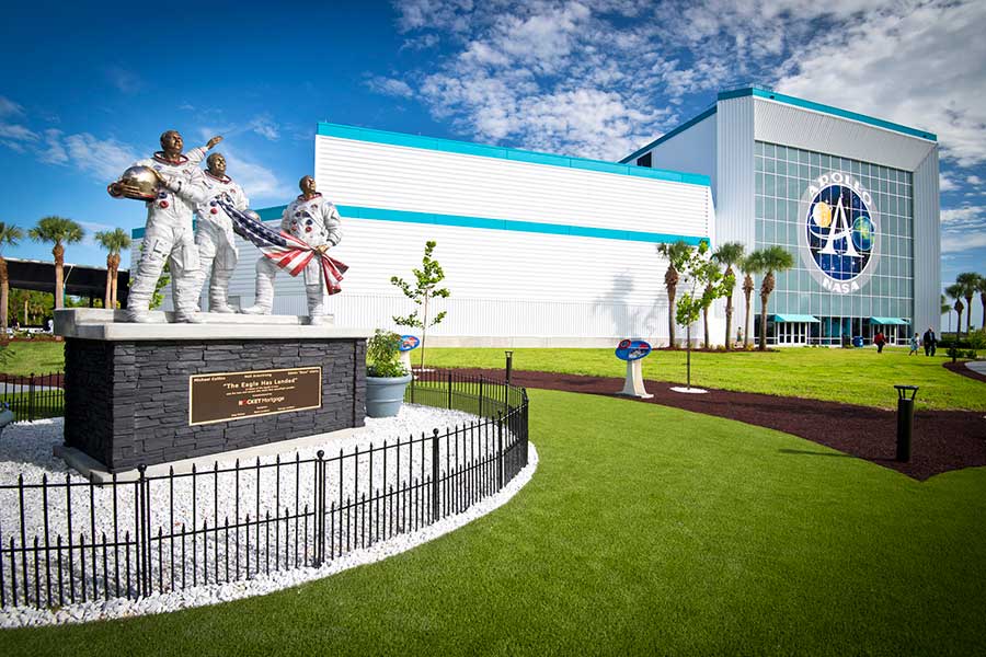 Jardim da Árvore da Lua no Apollo/Saturn V Center