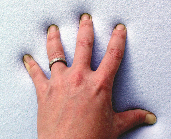 A espuma viscoelástica, como a usada em colchões, foi originalmente projetada para manter os pilotos de teste amortecidos durante os voos.